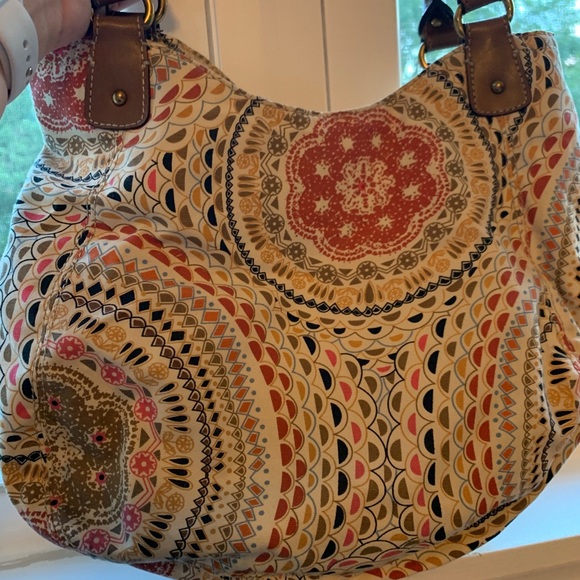 Nine West hobo bag in cute and unique print - Picture 3 of 7
